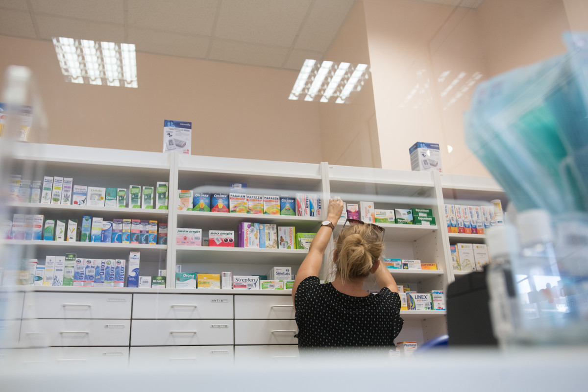 Hledáme lékárníka/lékárnici i farmaceutického asistenta/asistentku do naší ústavní lékárny.